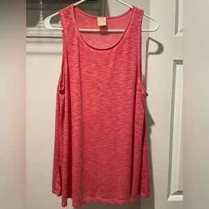 Pink crew neck tank top. Size XL.